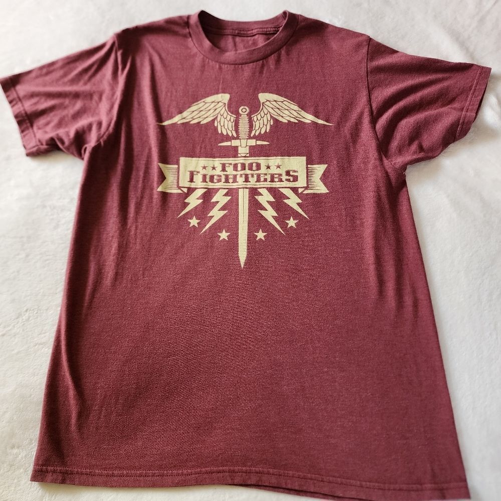 Foo Fighters Tshirt With Graphics Size Medium
